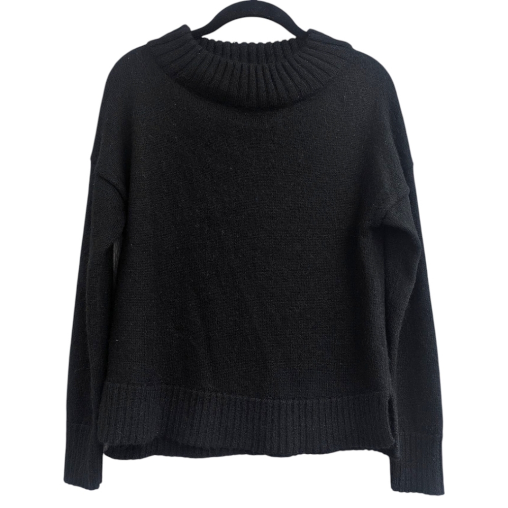Tradlands Black Alpaca Blend Sweater